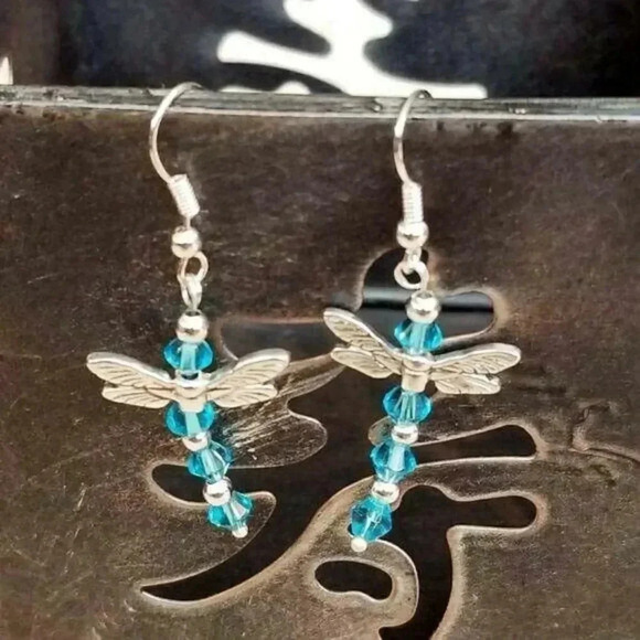 Silver Turquoise Blue Dragonfly Glass Beads Earrings Hand Crafted - Picture 1 of 1
